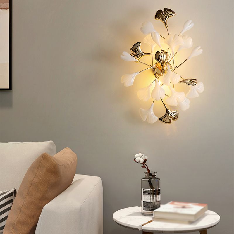 2 / 3 - Light Ginkgo Leaf Shape Wall Light Iron and Plastic Wall Sconce in Gold and White