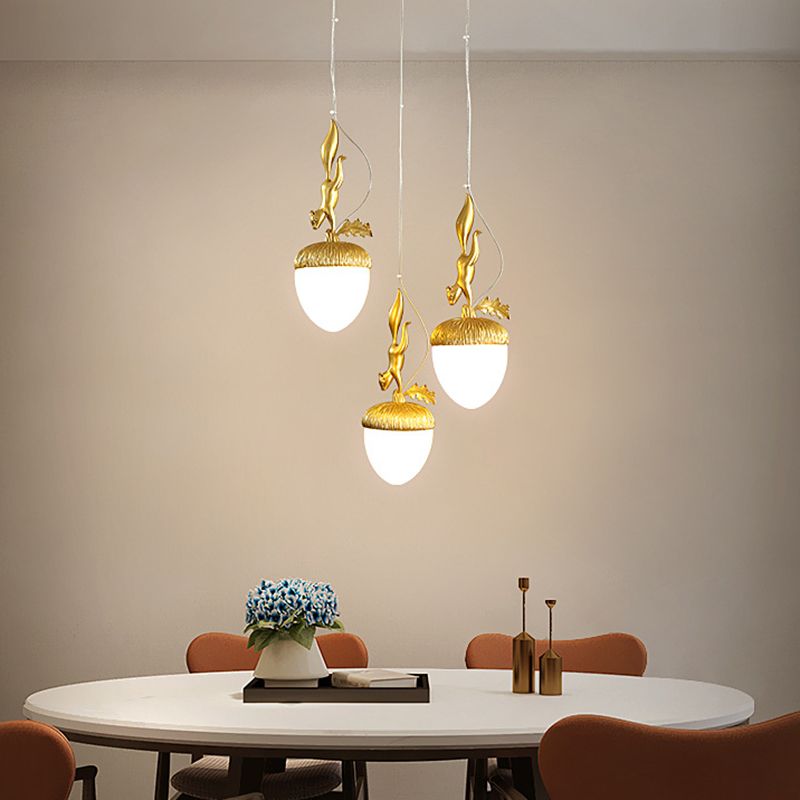 Nordic Style Pine Cone Hanging Light Creative Pendant Lamp with Aluminum Squirrel Lamp Holder