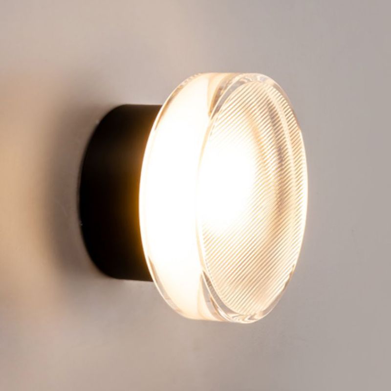 Contemporary LED Wall Sconce in Black / Gold Wall Light with Acrylic Round Shade