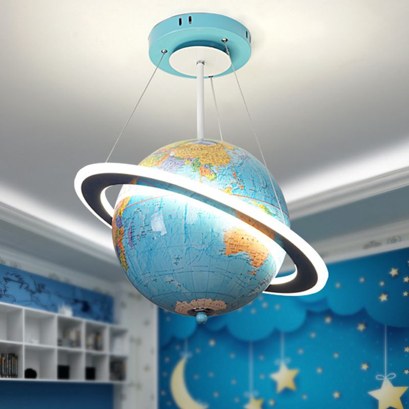 Geographic Globe Globe Pendant Light Kids Metal Bedroom LED Plafond LED Chandelier en jaune / bleu