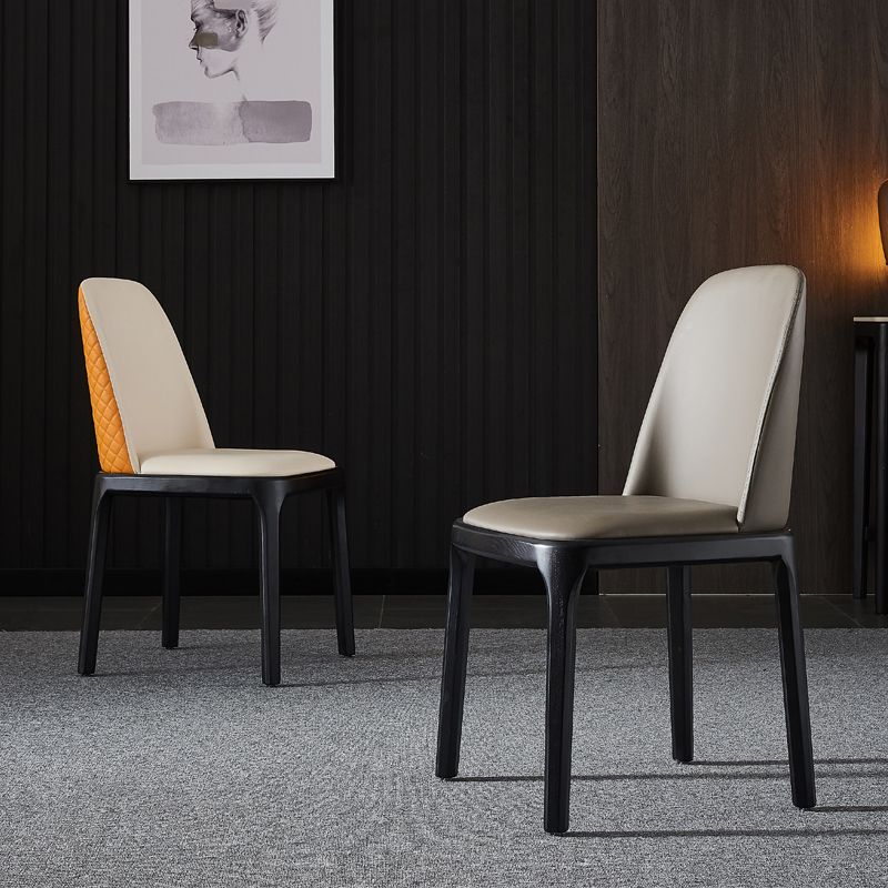 Eigentijdse stijl zijstoelen armloze Parsons stoelen met houten benen