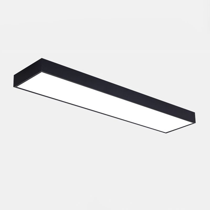 Lampade da soffitto rettangolari in metallo con montaggio a incasso. Lampade da incasso per ufficio moderne