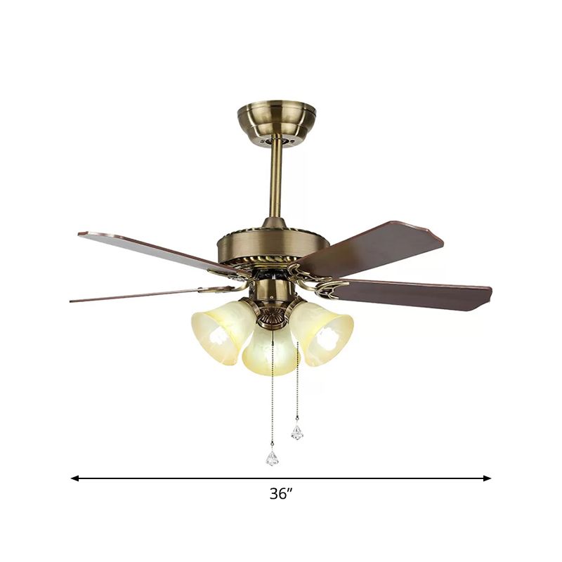 42 "largeur 3-Light Bell Semi Flush Mount Farmhouse Finition Gold Verre givré 3 lames Plafonde Fan Fan Laut avec chaîne de traction