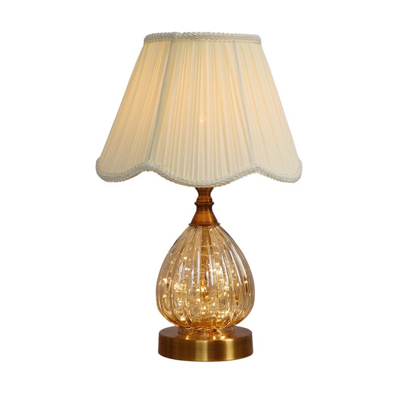 Table festonnée lumière tissu contemporain 1 bulbe lampe de lecture blanche avec corps en verre en laiton