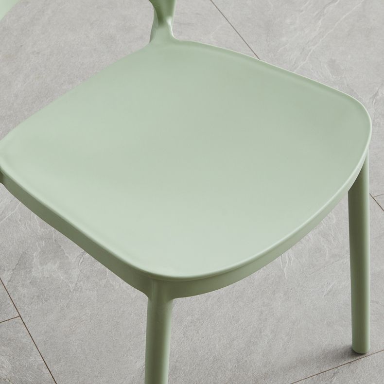 Chaise d'appoint empilable nordique, chaise de salle à manger de cuisine en plastique à dossier ouvert