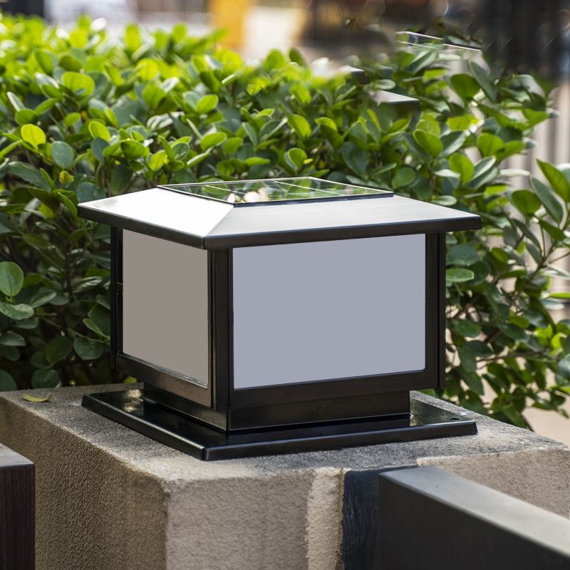 Simple LED Pillar Light Geometric Solar Lighting Fixture for Backyard