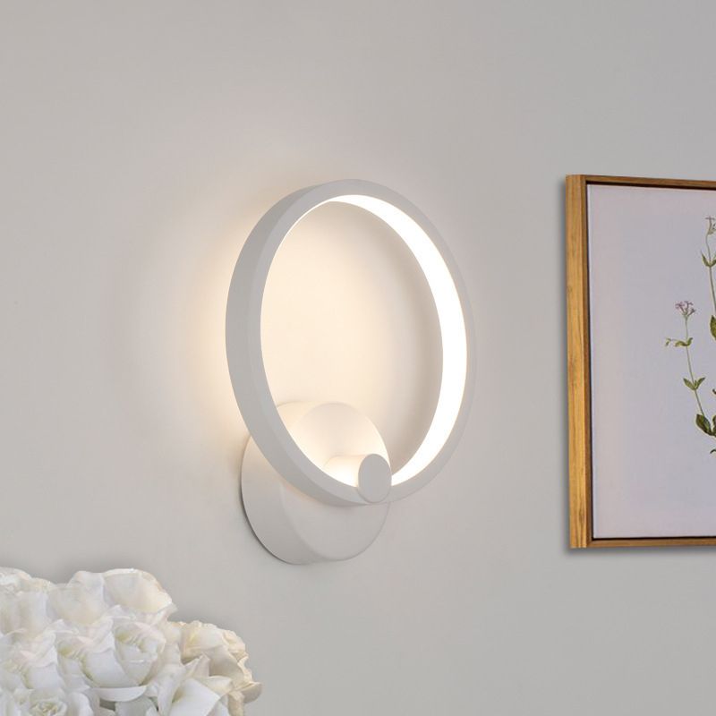 Round Shape Wall Lamp Modern Style Acrylic 1 Light Sconce in White
