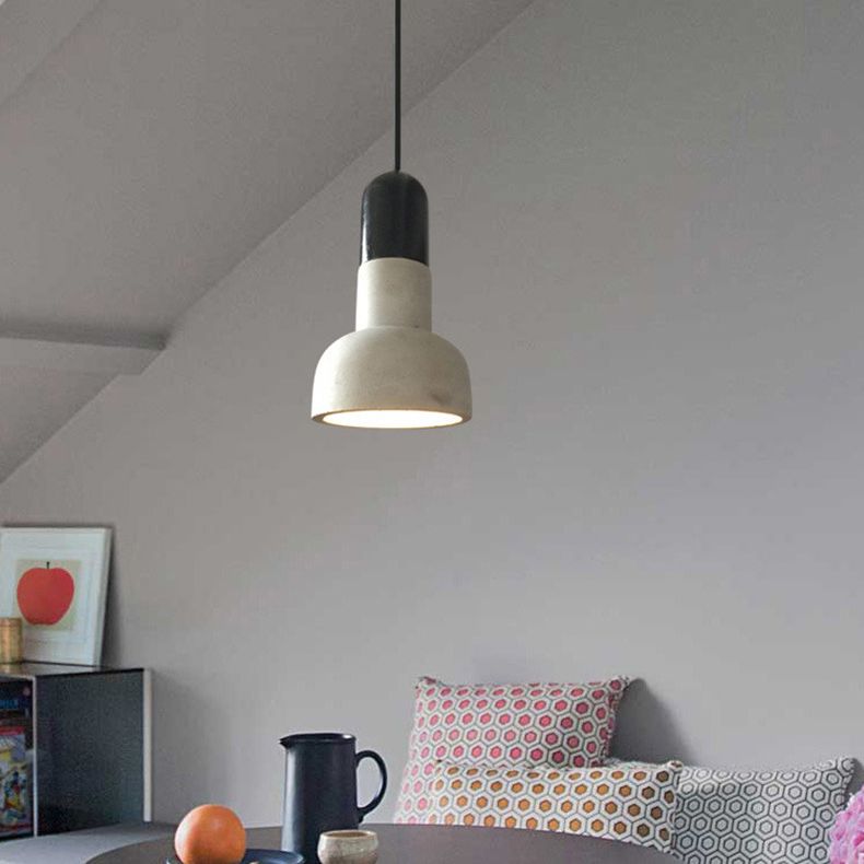 5 Zoll breites Mini-Zement hängend hängender fackelförmiger nordischer Beton 1-Licht-Anhänger für Schlafzimmerkorridor