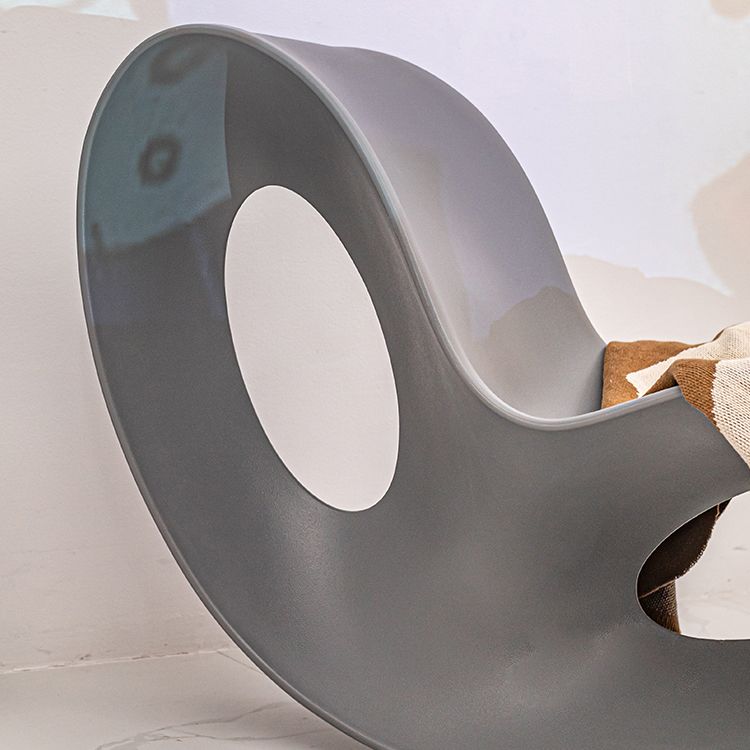 Modern Recycled Plastic Rocker Chair Stain Resistant Rocking Chair for Living Room