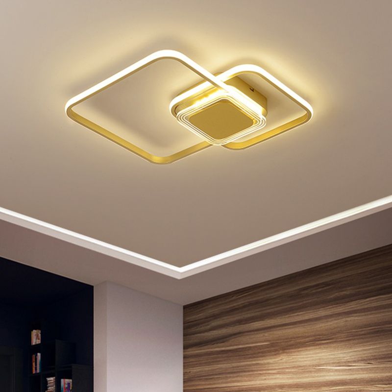 Zeitgenössische LED-Deckenleuchte mit 2-Rhombus-Rahmen aus Metall für die Unterputzmontage in Schwarz/Gold für Schlafzimmer