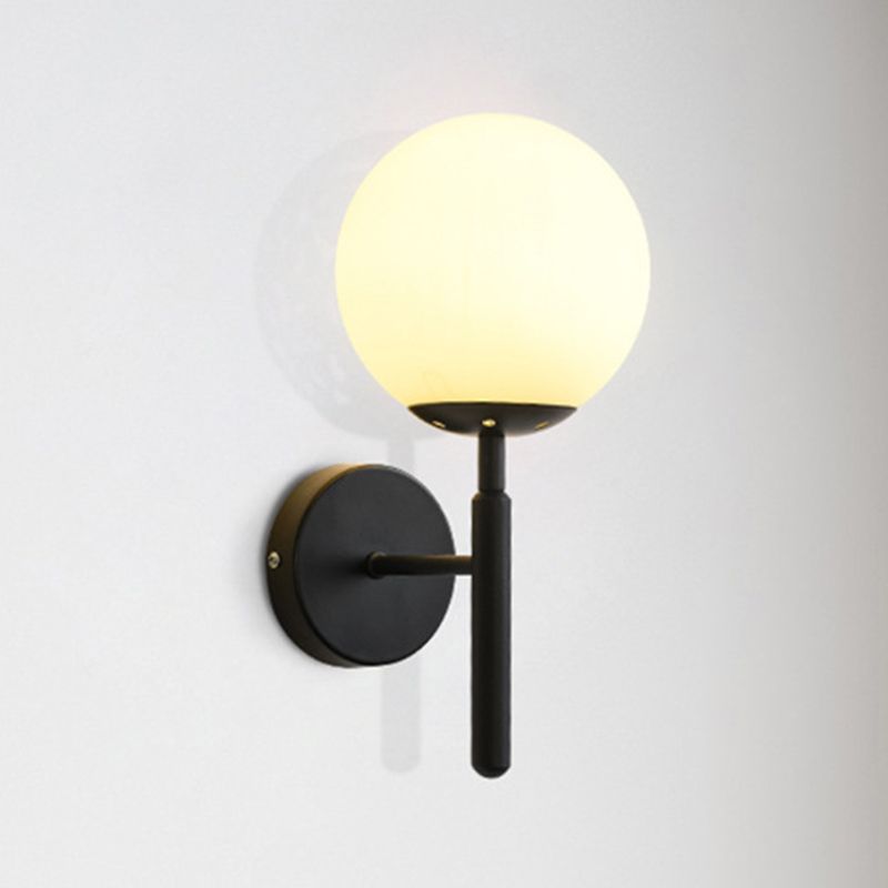 1 luminaire luminaire mural en verre clair