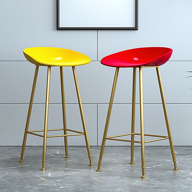 Indoor Bucket Counter Bar Stool Modern Plastic Footrest Low Back Bar Stool