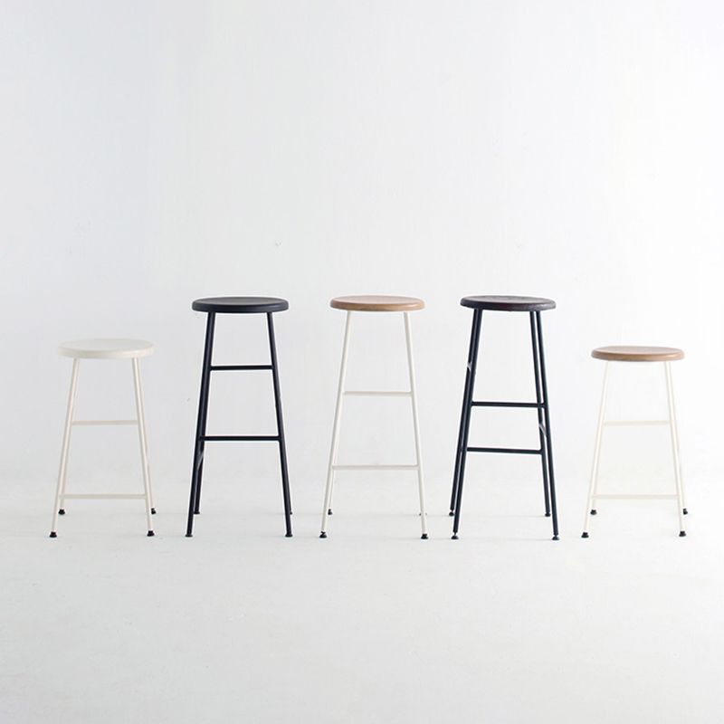 Moderno sin brazo Taburete sin espalda de acero Taller de postres de postres con asiento de madera