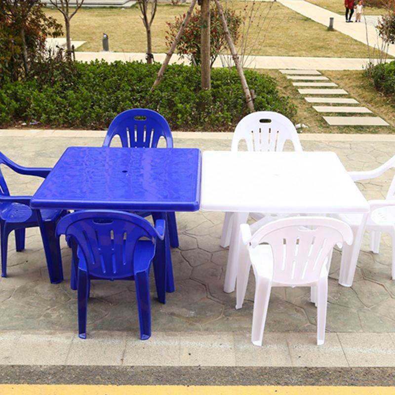 Contemporary Style Courtyard Table Plastic Material Desk for Outdoors