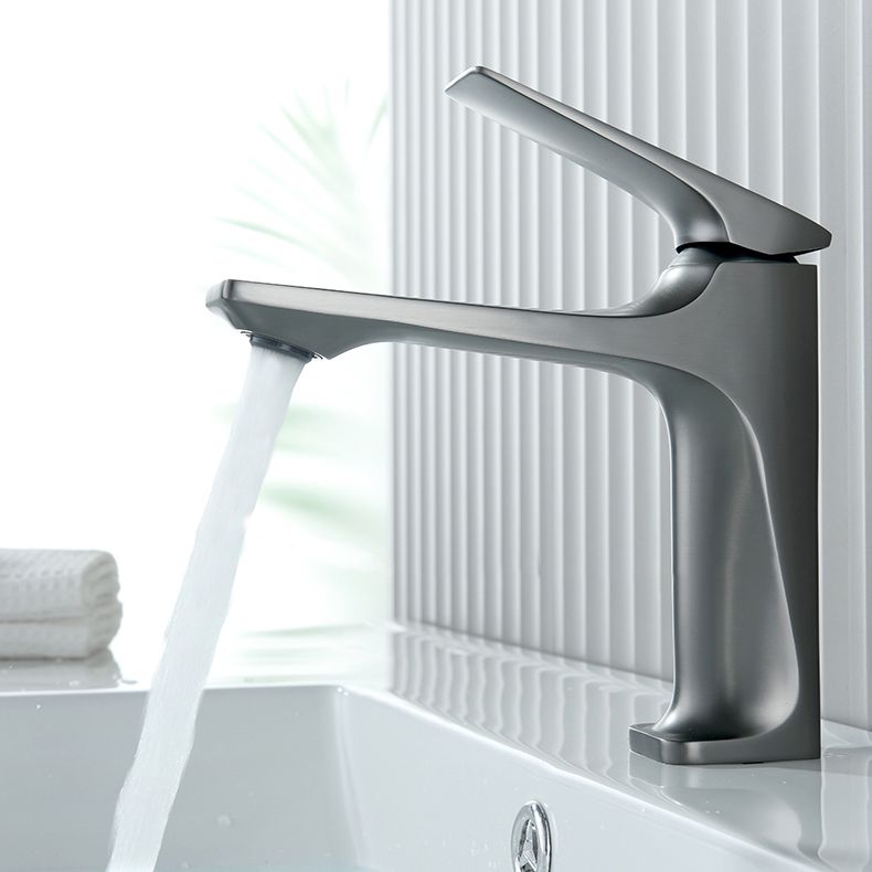 Contemporary Centerset Faucet Lever Handles Single Hole Low Arc Solid Brass Square Faucet