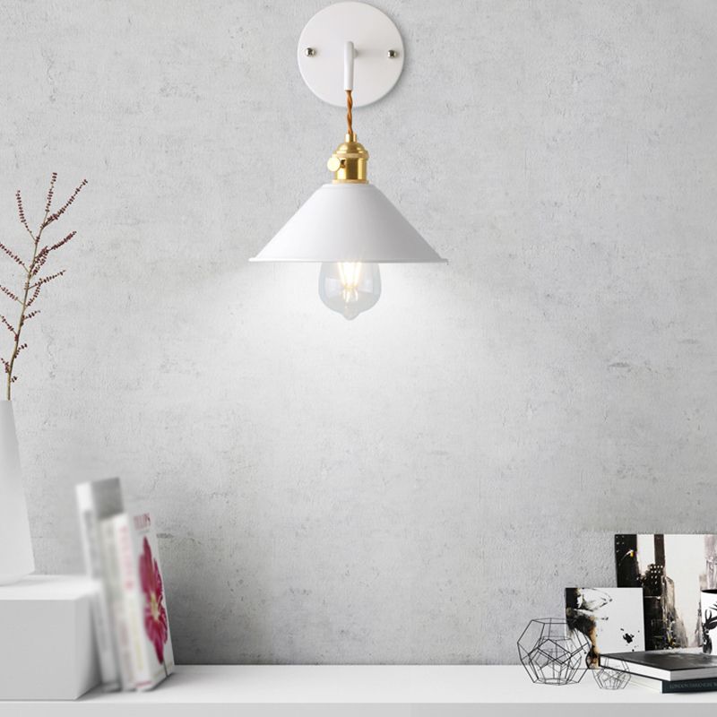 Modern Metal Shade Wall Mounted Lamp Simplicity Colorful Wall Sconce for Sitting Room