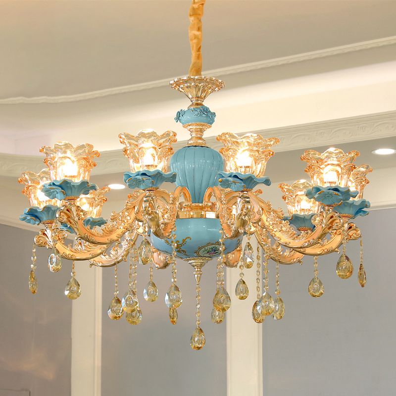 Iluminación de lámpara de araña azul clásica lámpara de colgante floral volante tirado a mano con acento de cristal
