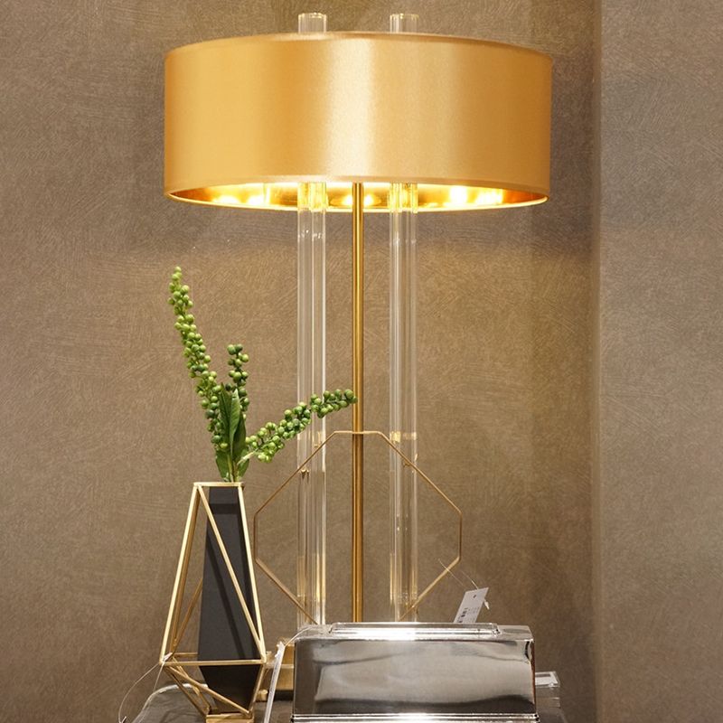 Stofftrommel Task Light Moderne 1 Kopftischlampe in Gold mit Rechteck -Metallpodest