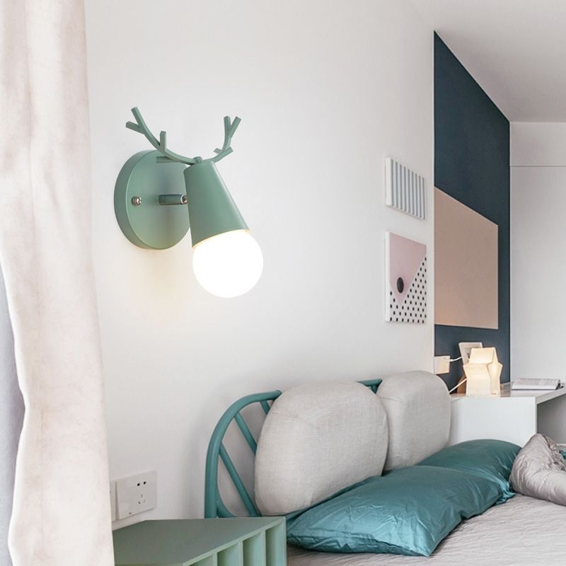 Estilo moderno Luz de lámpara de montaje de pared de 1 luces Lighting de pared de los ciervos de metal