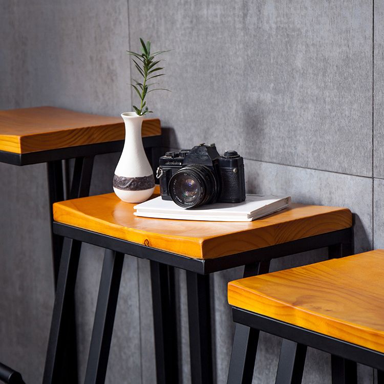 Industrial Bar and Counter Stool Backless Stool with Sled Base in Black