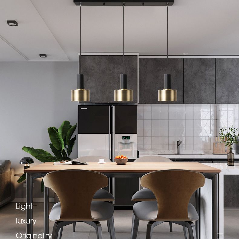 Lampe suspendue noire à 3 légers dans un pendentif en métal de style luxe moderne Lumière en métal pour salle à manger