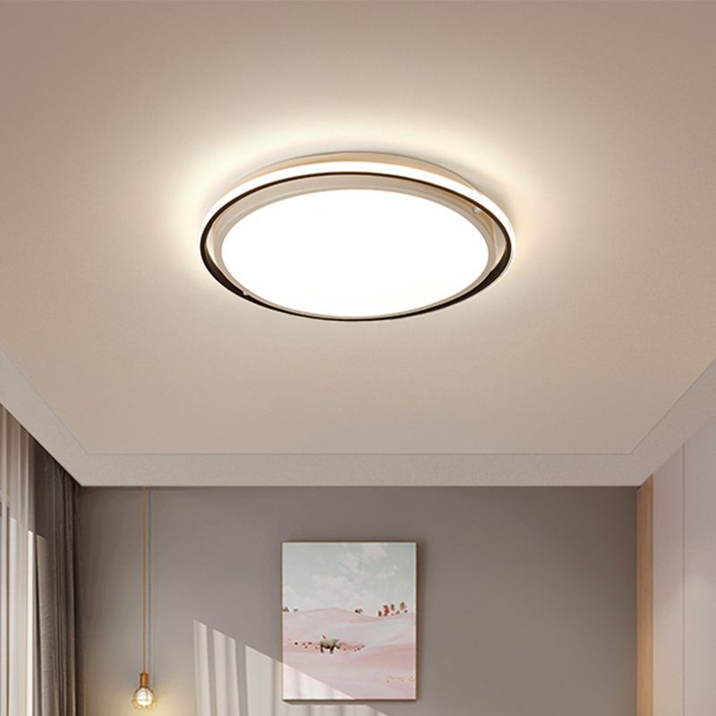 14"/18"/22" W Round Acrylic Flush Light Minimalism White LED Ceiling Flush Mount in Warm/White Light
