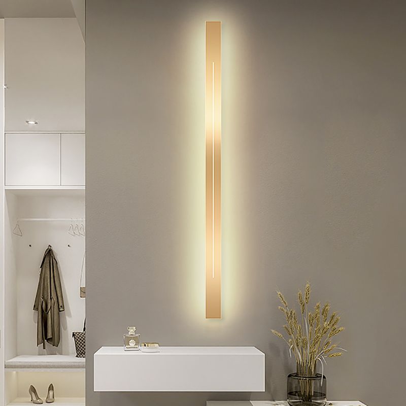 Metal Linear Shape Wall Mount Lighting Modern 1 Light Wall Mounted Light Fixture in Gold