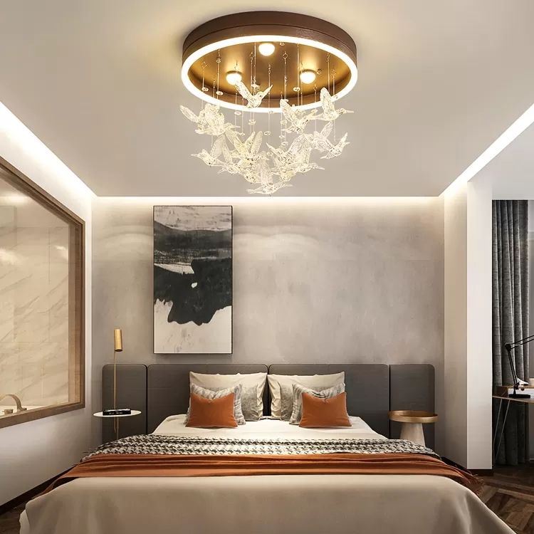 Lámpara de techo acrílica romántica moderna con montaje en techo de pájaro de cristal transparente para dormitorio de adultos