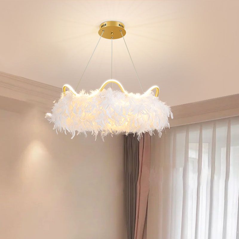 Verstellbare Kronleuchterleuchten moderner Kronleuchter -Anhängerlampe mit weißem Federschatten