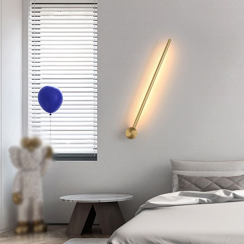 Linear Shape Metal Wall Sconce Modern Style Multi Lights Wall Mount Lighting