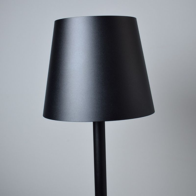 Lampe de table en métal avec commande tactile, lumière de table de cylindre pour le bureau
