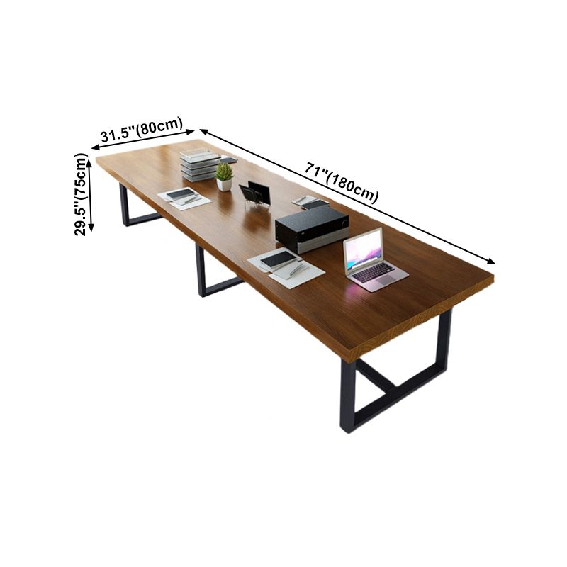 Rechthoekige schroefbasis industriële tafel houten kleur vaste tafel met massief hout