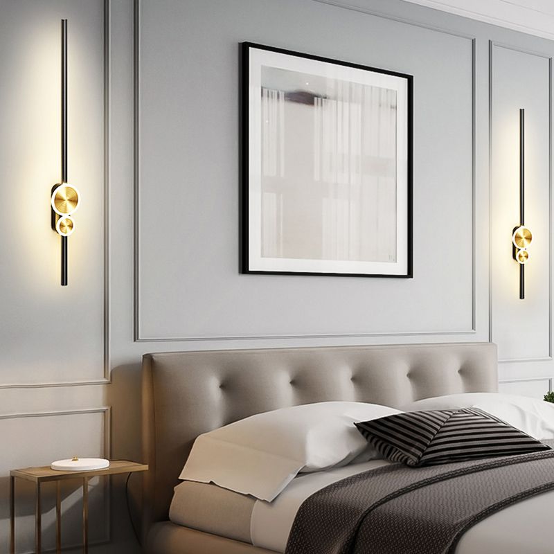 Linear Shape Metal Wall Lights Modern Style 3 Light Wall Mounted Light Fixtures in Black