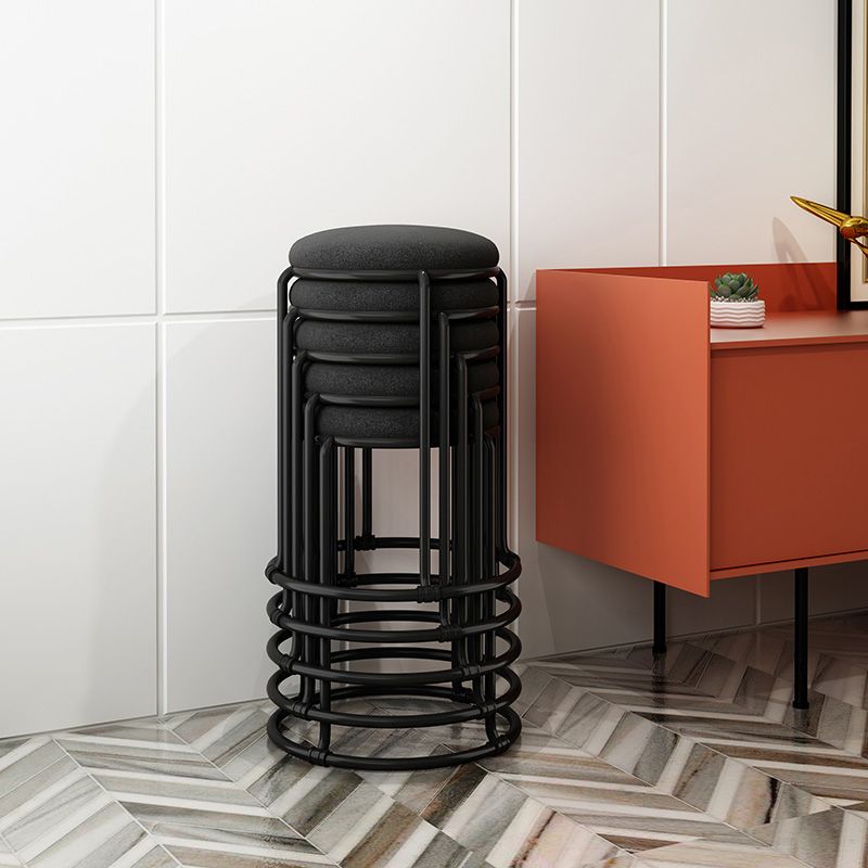 Black Modern Standard Water Resistant Round Standard for Home Decor