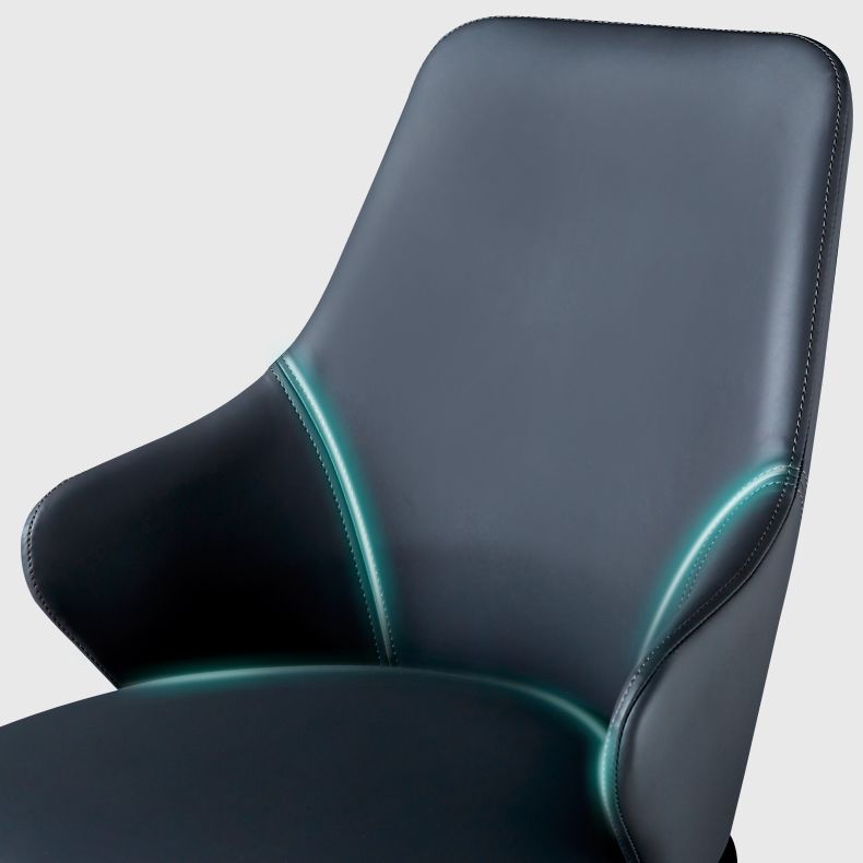 Sillas de comedor con respaldo sólido y brazo de diseño moderno, sillas de comedor de cuero para uso doméstico