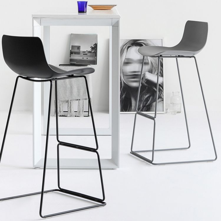 Contemporary Armless Plastic Low Back Bar Stools with Metal Base