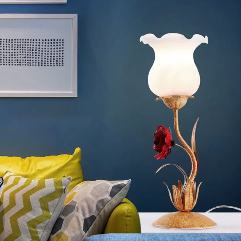 Beige/White/Green Flower Nightstand Lamp American Garden Frosted Milky Glass 1-Head Living Room Table Light