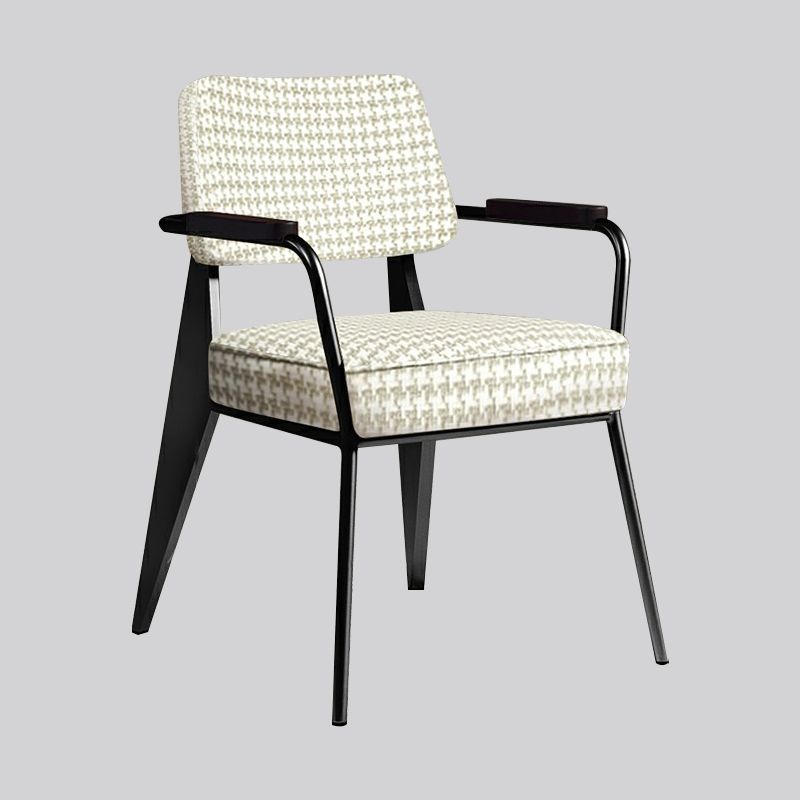 Sillón escandinavo interior Silla de comedor tapizada de metal con respaldo abierto