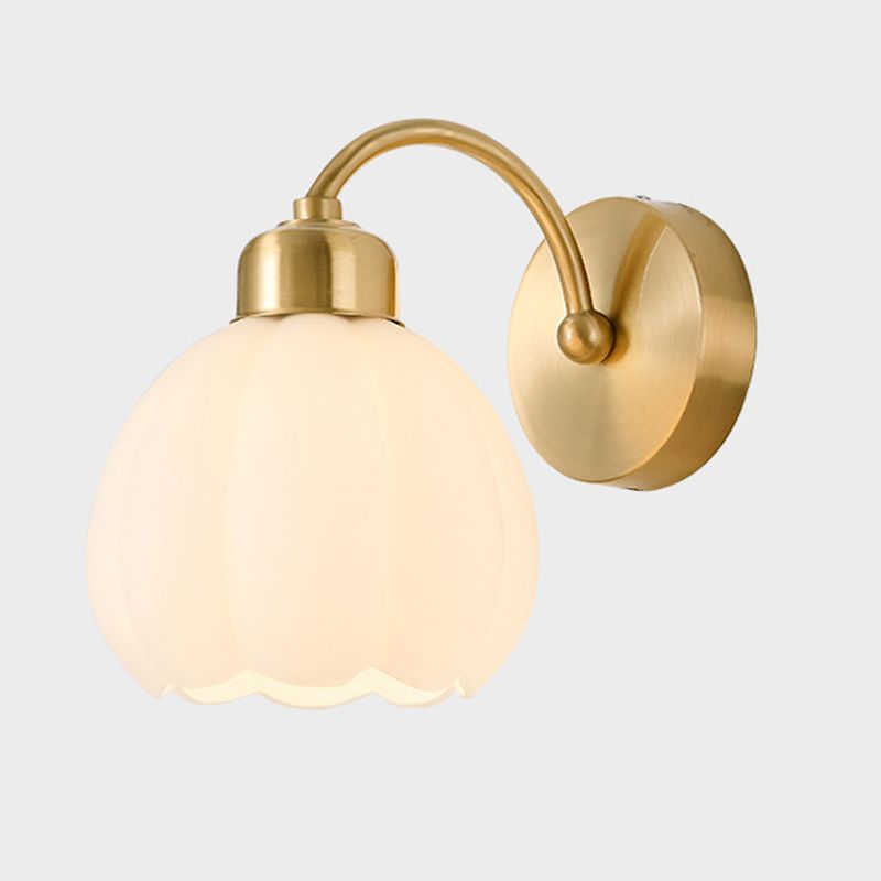 Dome Shape Glass Vanity Light Modern Style 1 Light Vanity Light Fixture in Gold