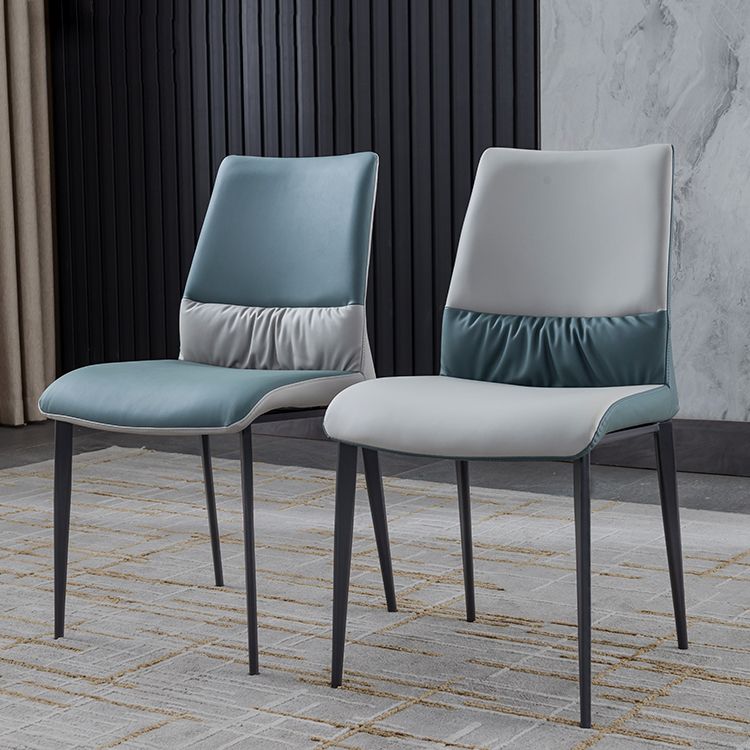 Chaises de salle à manger industrielles en métal, chaise sans accoudoirs en similicuir pour usage domestique (Ensemble de 2)