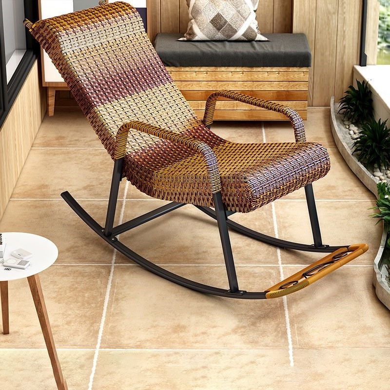 Modern Spindle Rattan Rocking Chair Wheel Handrail Design Rocker Chair With Black Frame