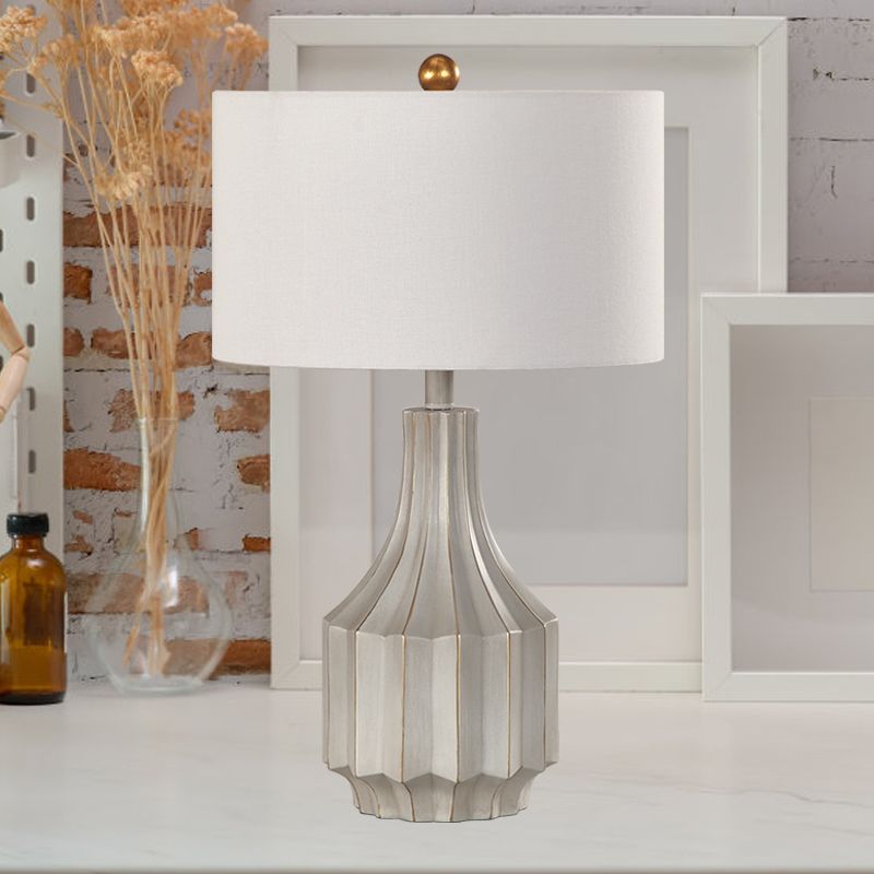 Lámpara de mesa de tambor de 1 luces Campo de lectura de tela de tela beige/beige Iluminación con base de jarrón cronometrado
