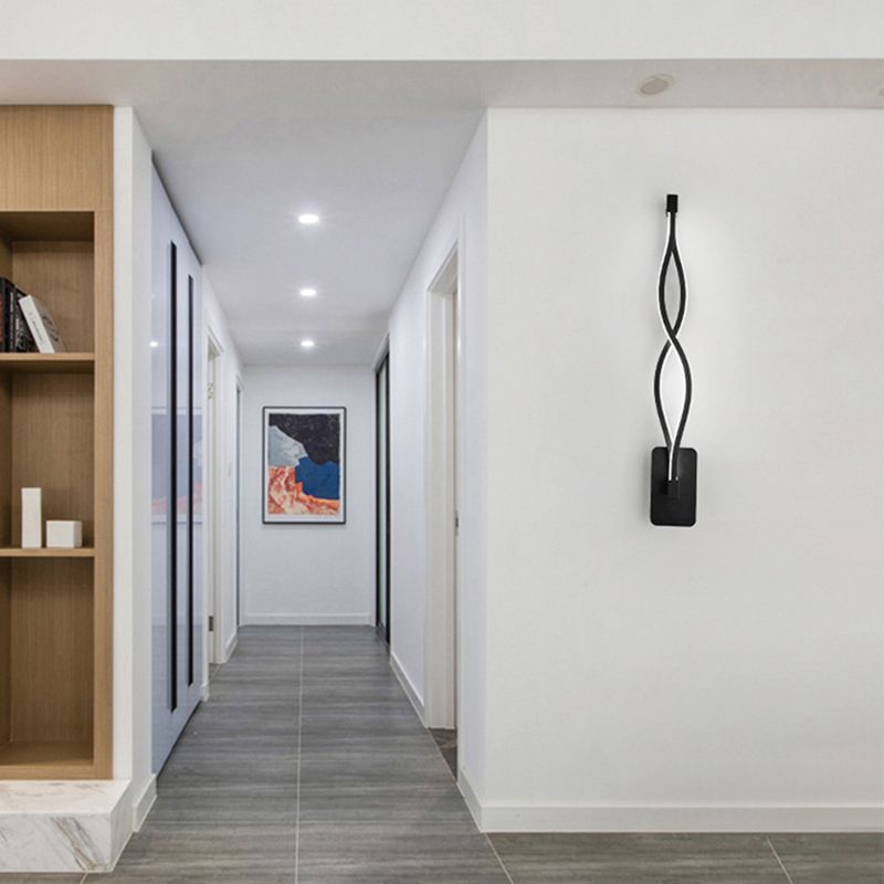 Lámpara de pared LED de simplicidad moderna Amplina de pared lineal de aluminio con sombra acrílica