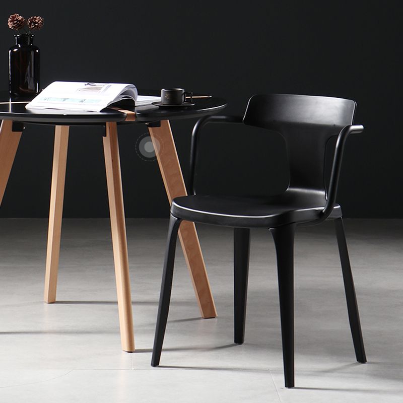 Chaises de salle à manger en plastique de style contemporain, chaises latérales à bras pour cuisine