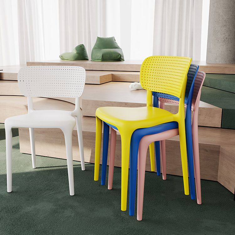 Contemporary Plastic Open Side Chair Stacking Study Room Dining Chair With Matte Finish
