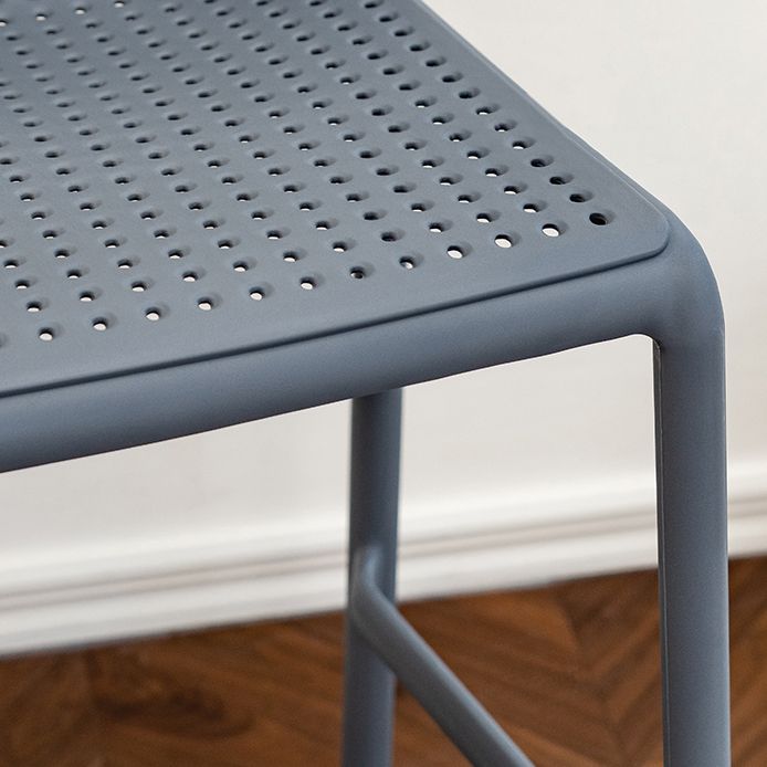 Contemporary Low Back Plastic Armless Bar Stool with Footrest