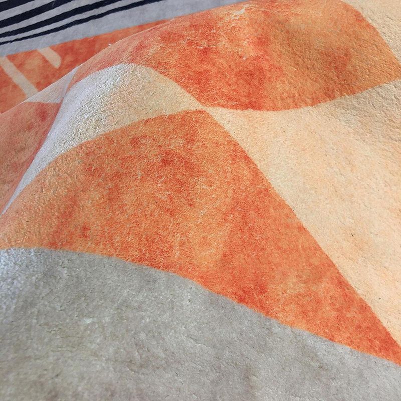 Orange Modern Carpet Polyester Graphic Area Carpet Washable Carpet for Drawing Room
