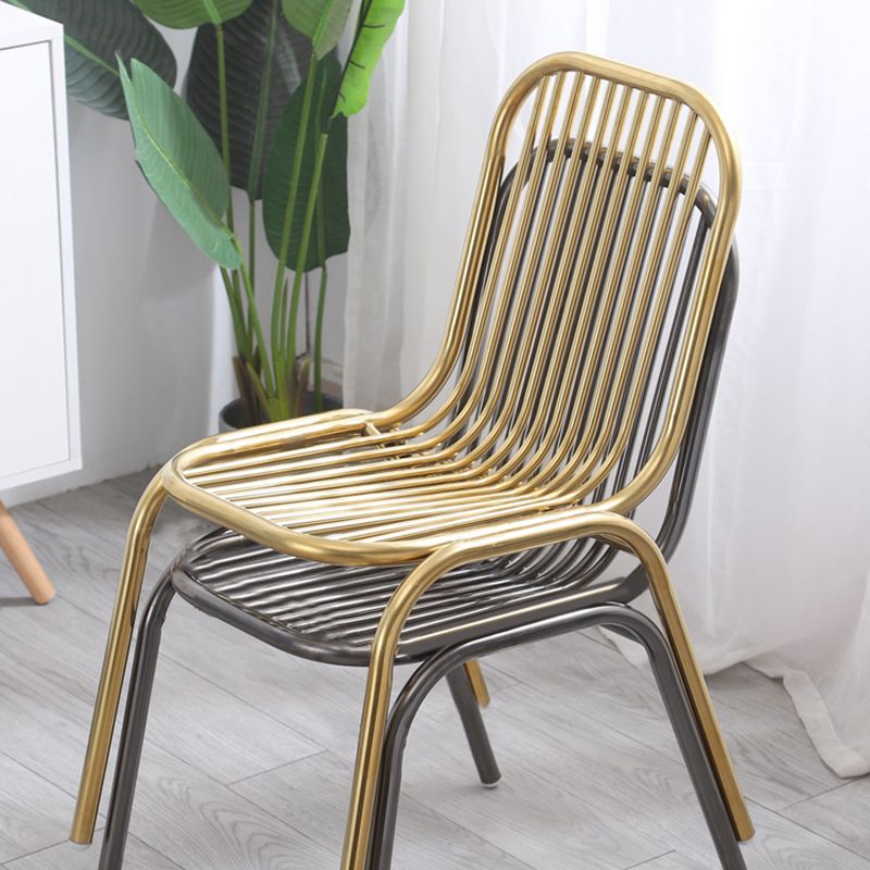 Basic Four Legs Lounge Chair Arms Included Solid Color Chair