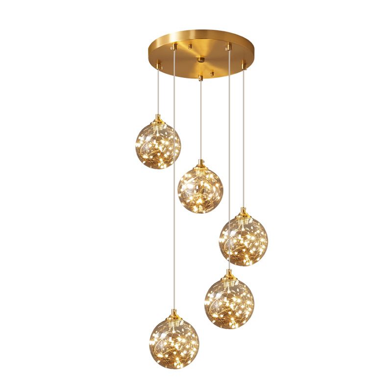 Lámpara de suspensión global de acabado de latón Nordic Amber Glass Led Starry Pends Lighting for Bedroom