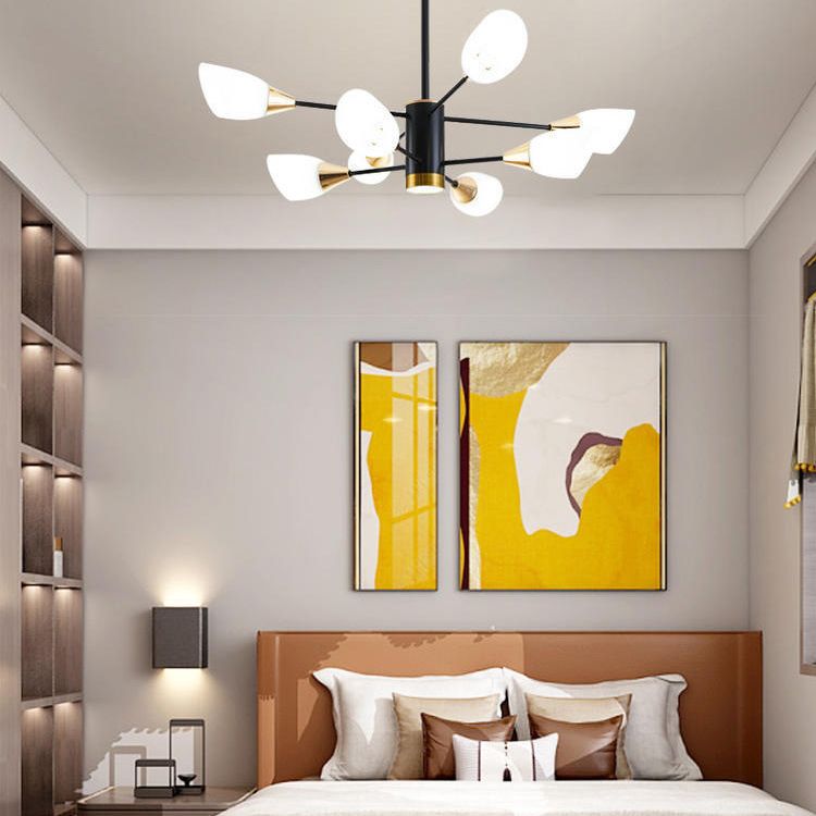 Moderner Kronleuchter mit Opal gefrosteter Glasschatten schwarzer Anhänger Beleuchtung für Esszimmer Schlafzimmer